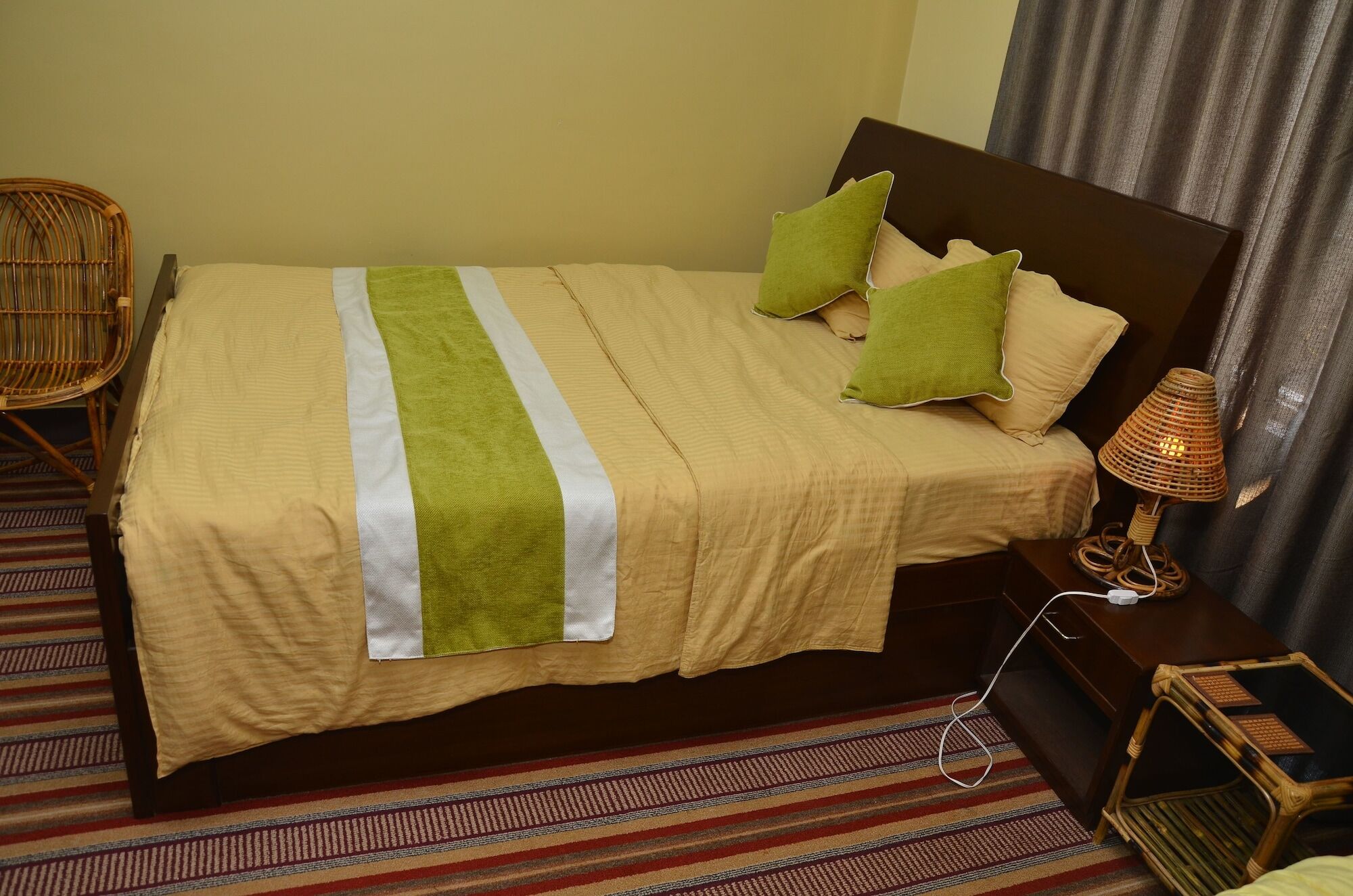 Oyo 720 Lekali Homes And Restaurant كاتماندو المظهر الخارجي الصورة